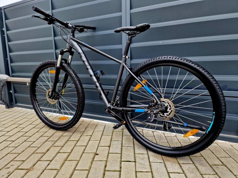 (44)Horské hliníkové kolo Kellys 29"