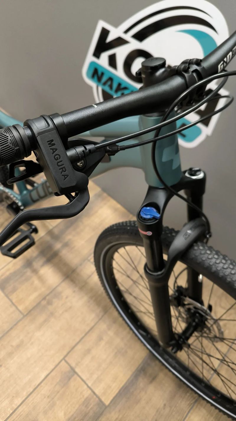 Cube Access 27 1x11 šedomodrá S 2026