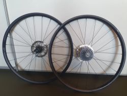 Zapletena kola Fulcrum DB 500, kazeta Sram Force, kotouče 