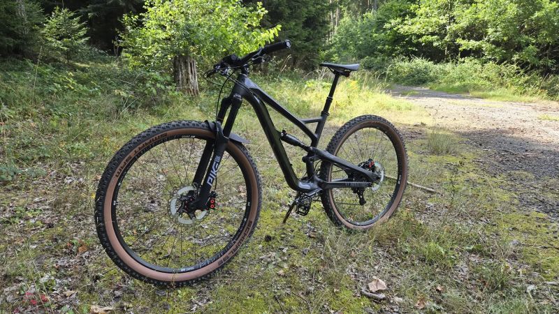 YT Industries Jeffsy CF 29'