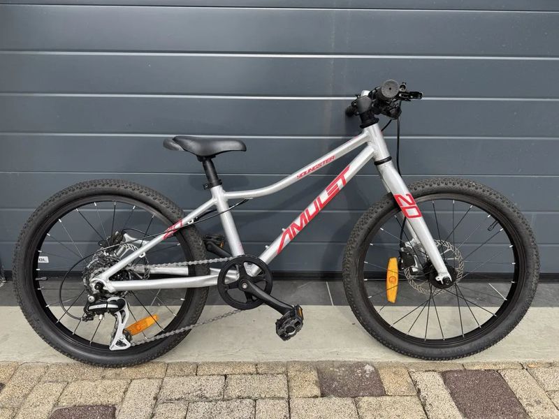 Amulet Youngster 20 - perfektní stav, téměř nejeté