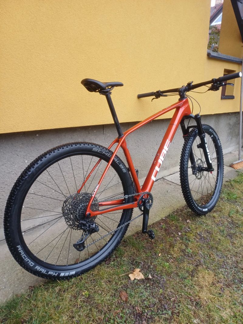 Cube Cube Reaction C:62 Pro rám L kolo 29" oranžové