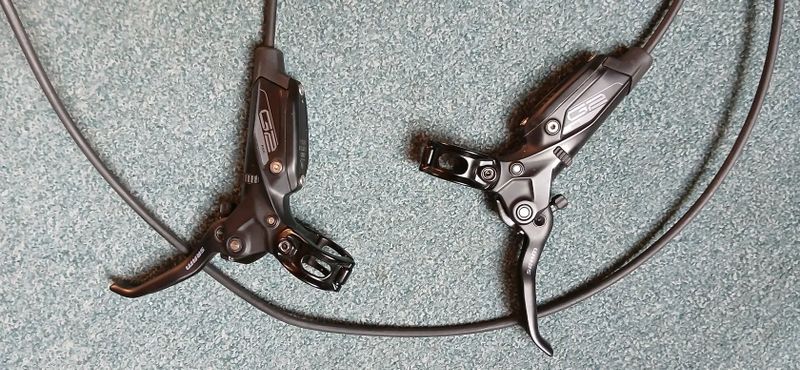 Sram brzdy G2 RSC
