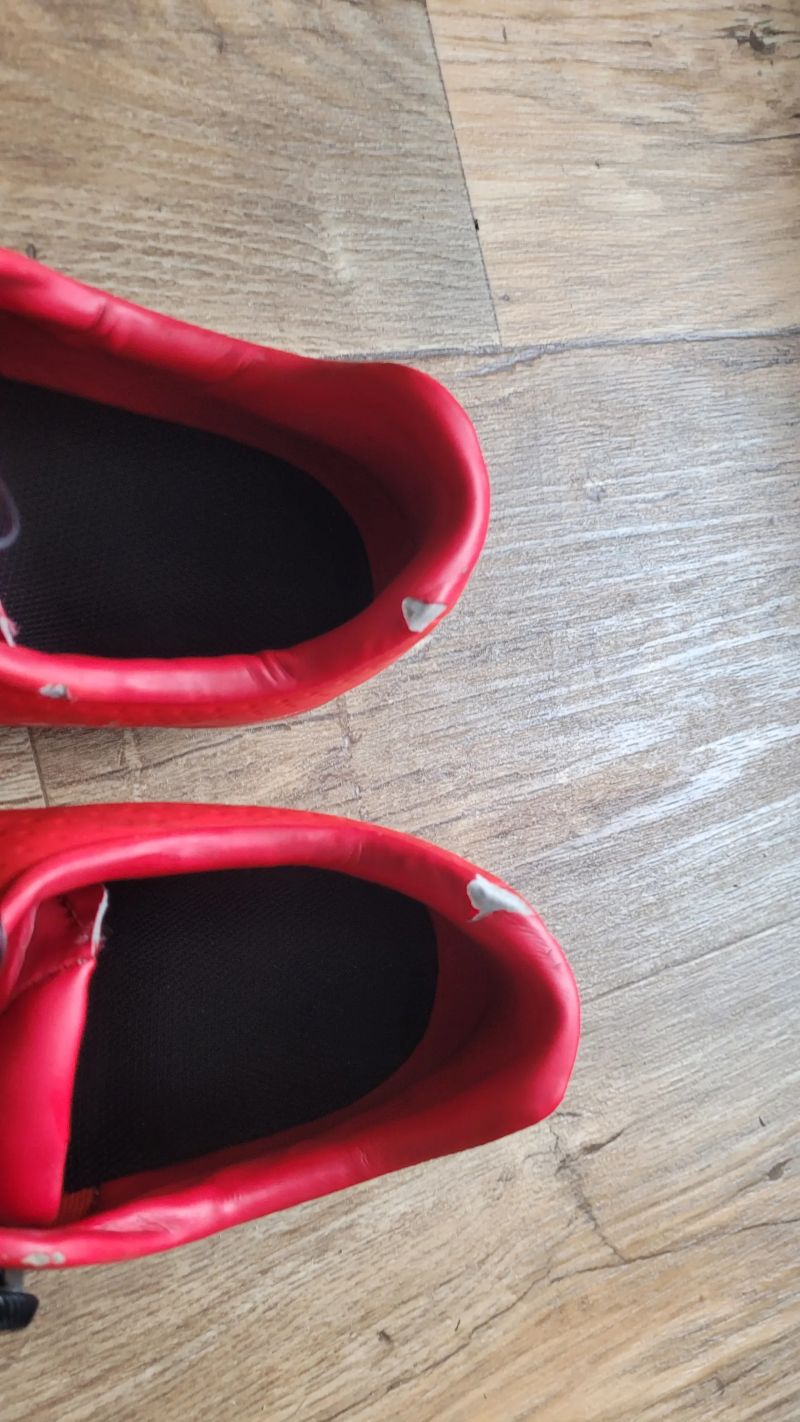 Silniční tretry Specialized Torch 3.0