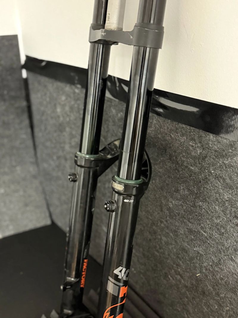 Fox 40 float 2022 29 