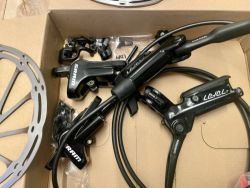 Hydraulické brzdy Sram Level T + kotouče
