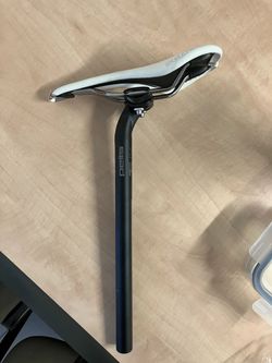 Sedlo Selle Italia SLR XP 180g + sedlovka Pells 