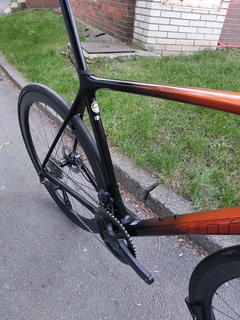 Prodám Giant TCR Advanced Pro Disc 0 Ultegra Di2 model 2022, velikost L