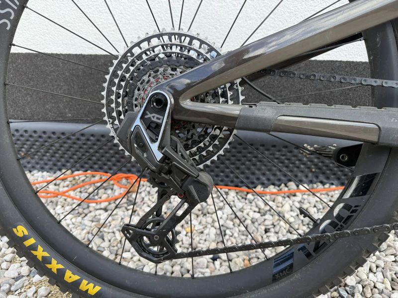 Ghost Path Riot LTD, model 2024, najeto jen 400 km, vel. M