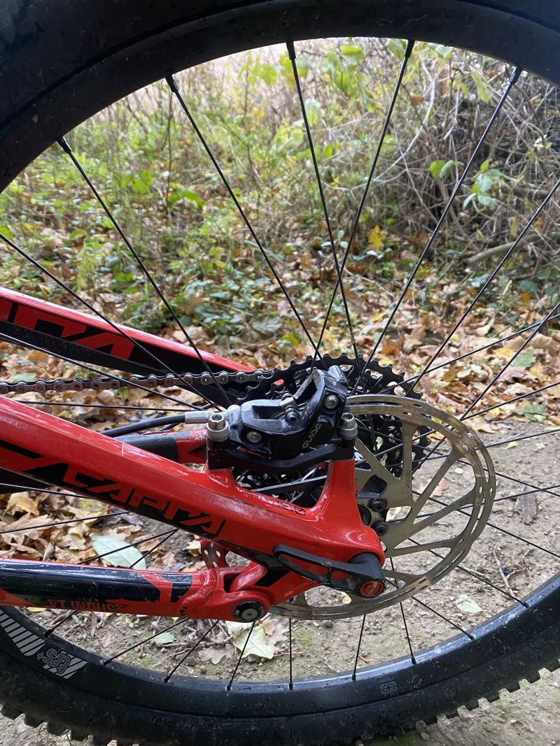 YT Industries Yt capra cf pro race 2017