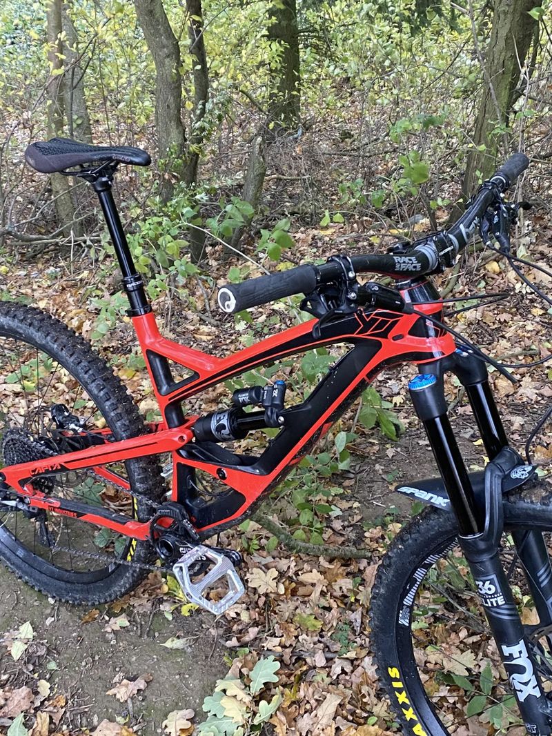 YT Industries Yt capra cf pro race 2017