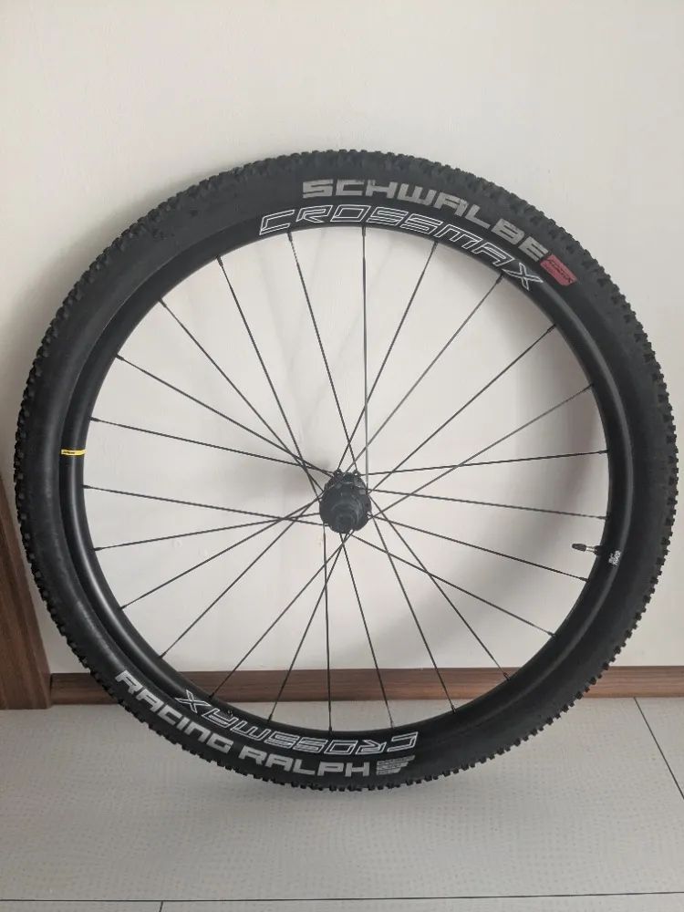 Mavic Crossmax (Náboj : Zadní - 12x148mm - Boost ořech HG Uchycení kotouče : INTL (6 děr)
