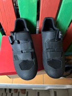 Silniční tretry Van Rysel 500