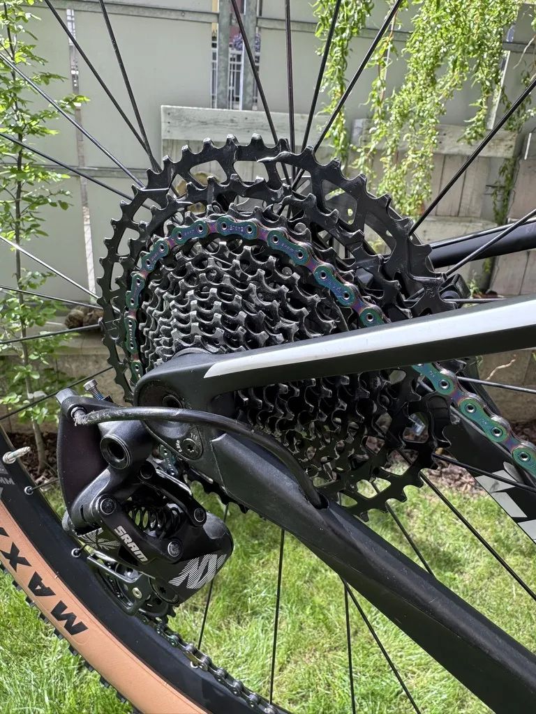 GHOST Lector 3.9 LC night black/star white, vel. XL