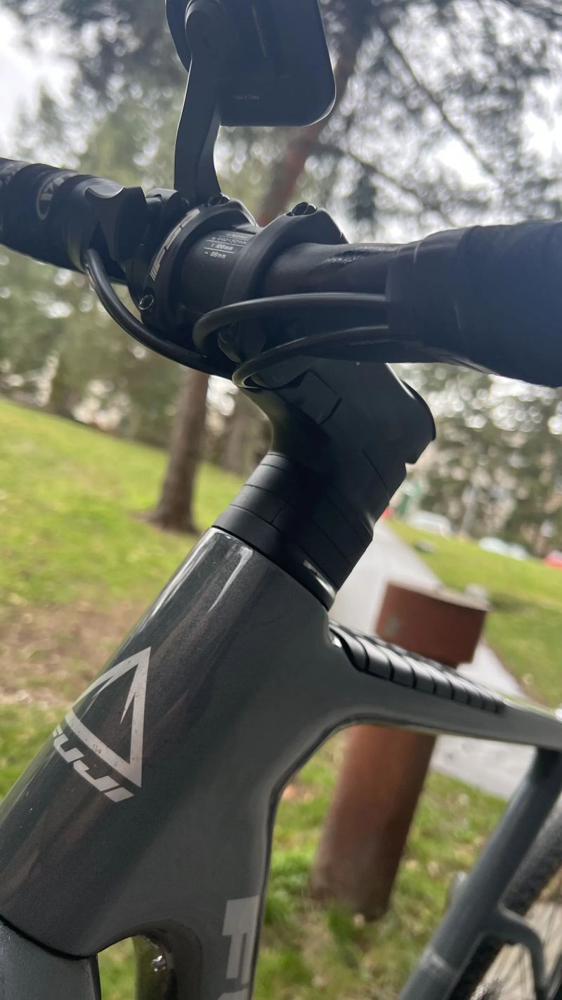 Fuji Jari 1.1 carbon