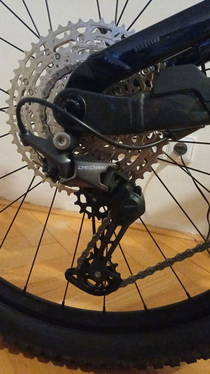 Nový Trek Trek slash 8 gen 6 (nesedí velikost)