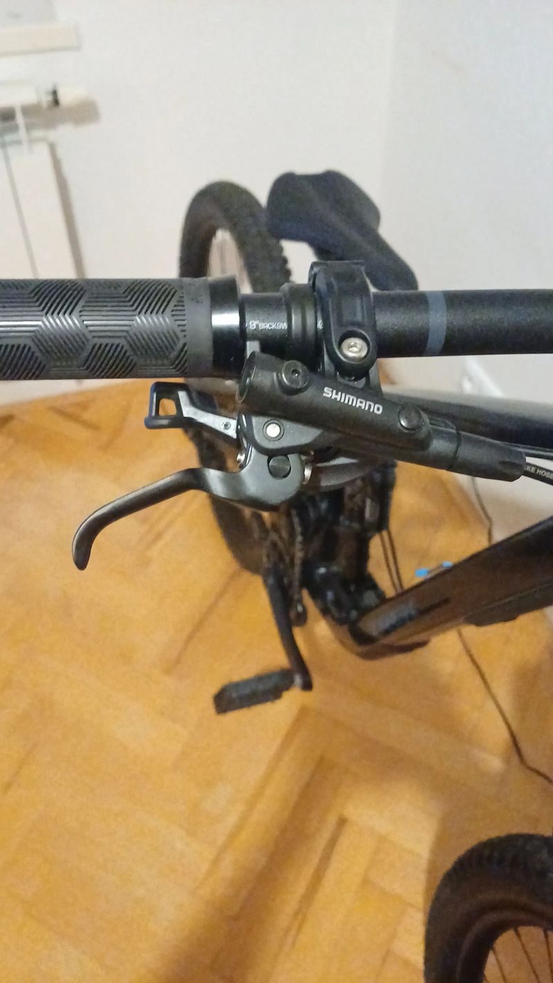 Nový Trek Trek slash 8 gen 6 (nesedí velikost)