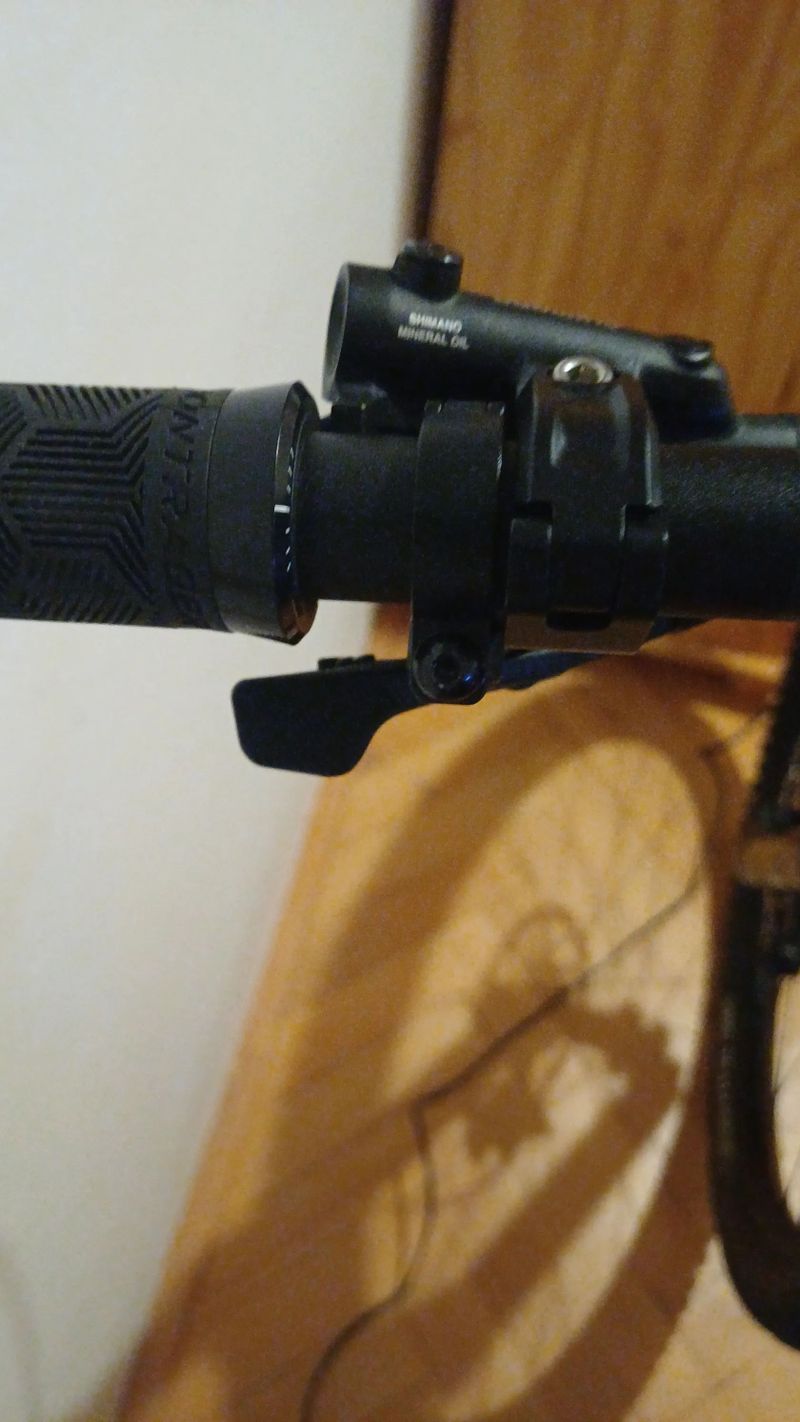 Nový Trek Trek slash 8 gen 6 (nesedí velikost)