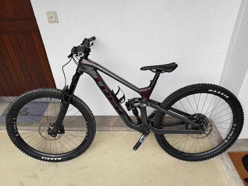 Trek Slash 9.8 M/L