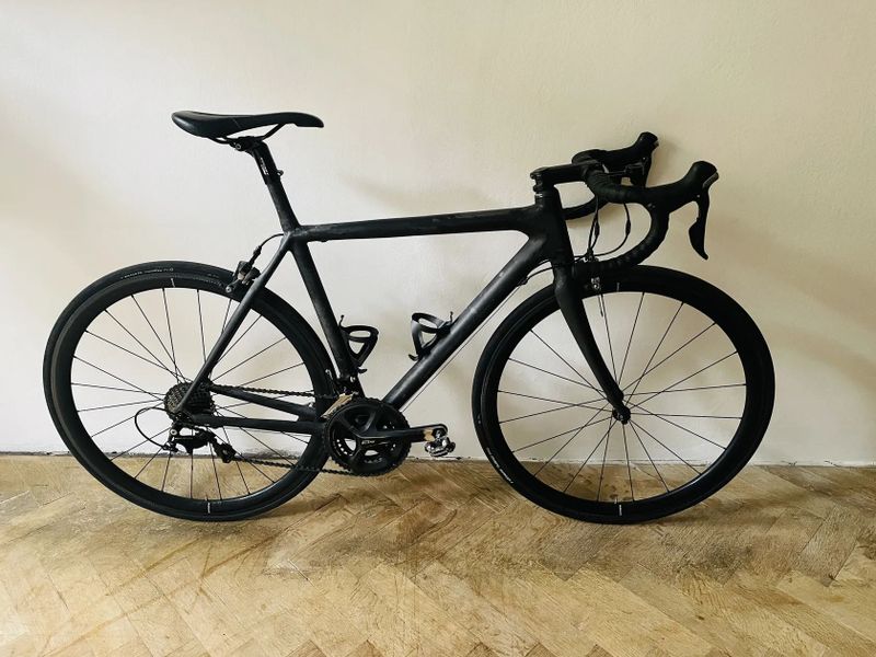 Silniční kolo Scott addict R1
