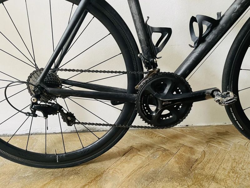 Silniční kolo Scott addict R1