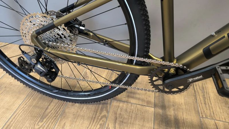 Cube Acid 27 1x11 kovově olivová XS 2026 