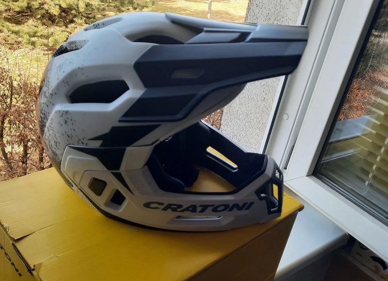 Helma Cratoni C-Maniac 2.0 MX - White/Black Matt, vel. L/XL (58-61cm)