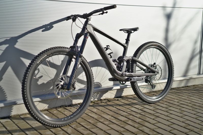 Specialized Enduro Expert vel. S4/L 2024, ASX, RockShox