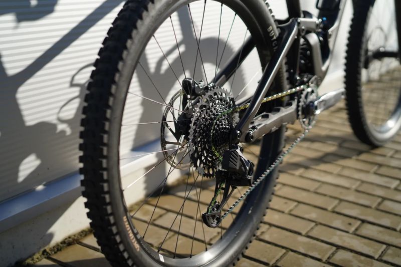 Specialized Enduro Expert vel. S4/L 2024, ASX, RockShox