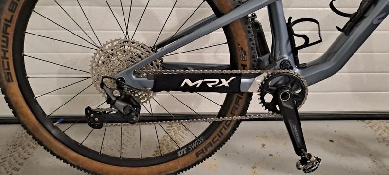 Canyon Lux trail CF6