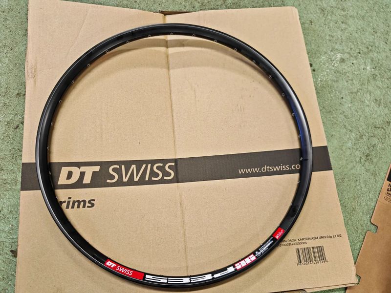 DT Swiss 533 26" + plášť kevlar 