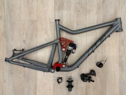 Rám RB Bandit 675, vel. L