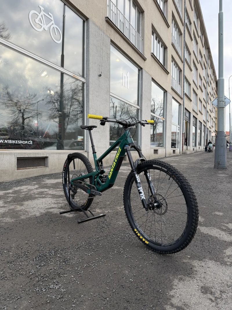 Santa Cruz HighTower GX AXS (L)