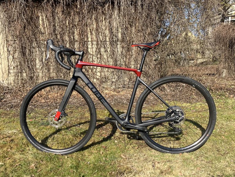 Cube Nuroad C:62 Pro carbon vel. 56