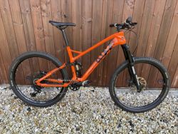 Ghost Path Riot 10, vel. L. Jak nové, minimálně jeté enduro !