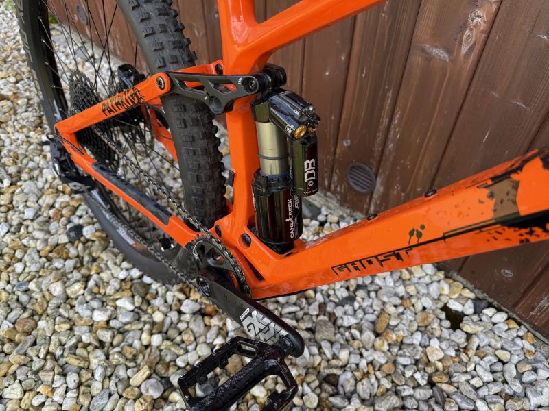 Ghost Path Riot 10, vel. L. Jak nové, minimálně jeté enduro !