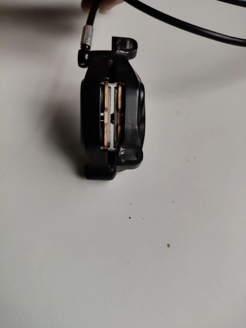 Brzdy, kotouče, destičky GALFER, Air Spring, WTB pneu