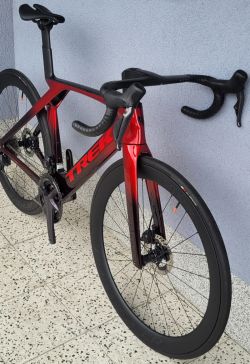 TREK MADONE SLR 7 / Shimano Ultegra R8170 Di2