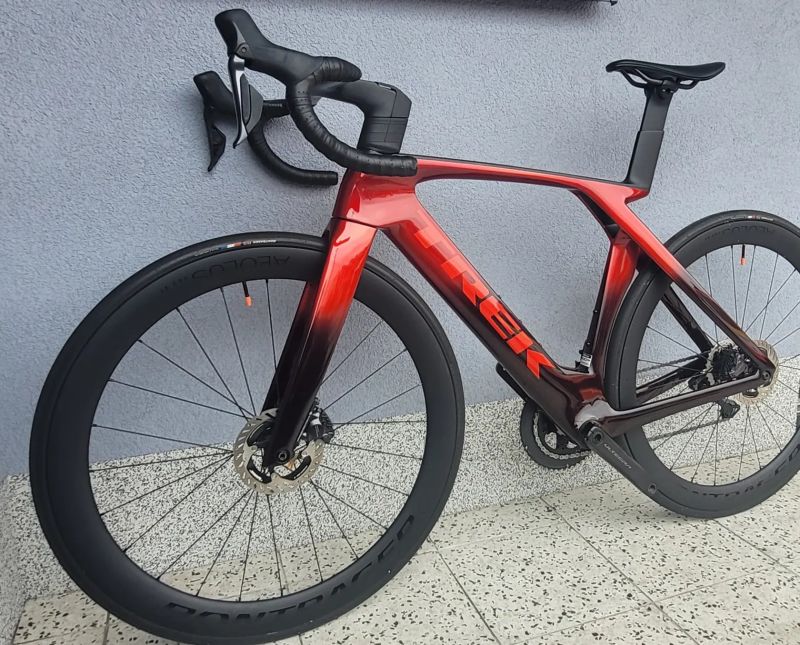 TREK MADONE SLR 7 / Shimano Ultegra R8170 Di2