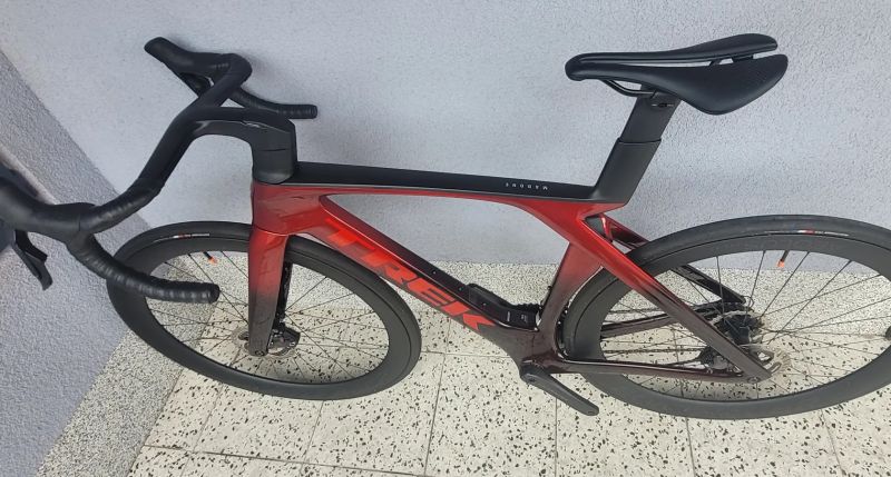 TREK MADONE SLR 7 / Shimano Ultegra R8170 Di2