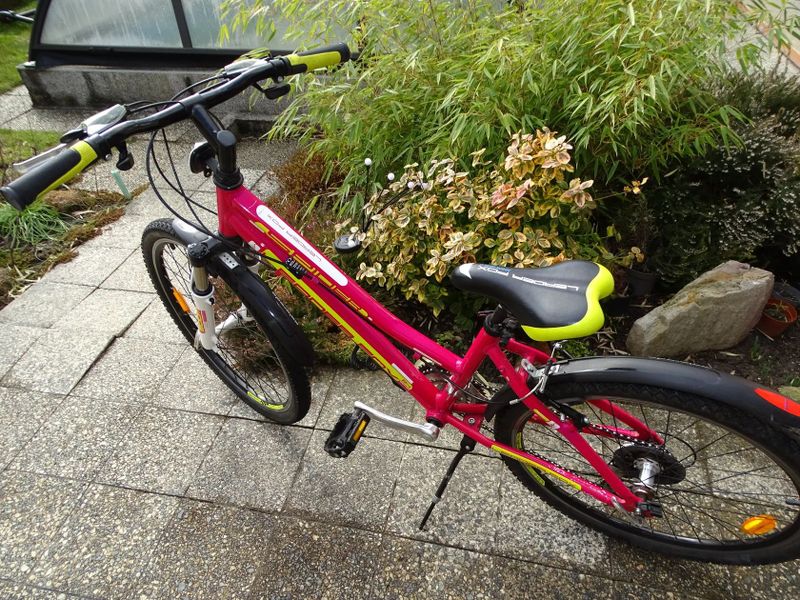 Leader Fox Spider 24" Páčkové řazení !!