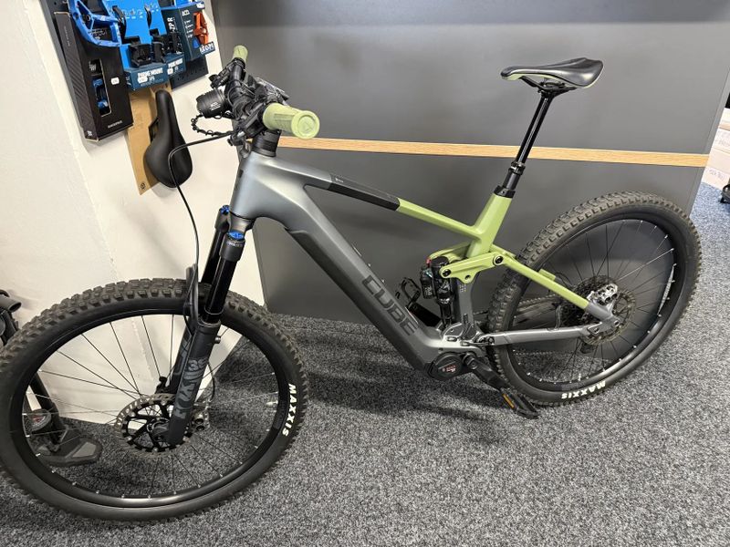 CUBE Stereo Hybrid 140HPC TM 750 vel.XL 2023 1484KM KARBON