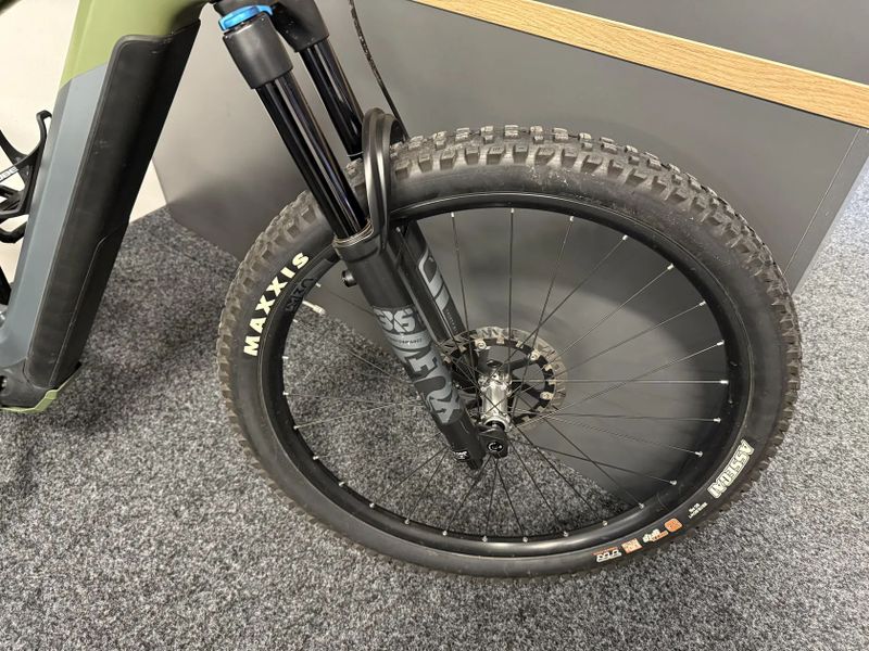 CUBE Stereo Hybrid 140HPC TM 750 vel.L 2022 1872KM KARBON