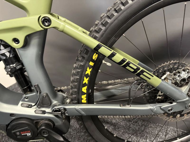 CUBE Stereo Hybrid 140HPC TM 750 vel.L 2022 1872KM KARBON