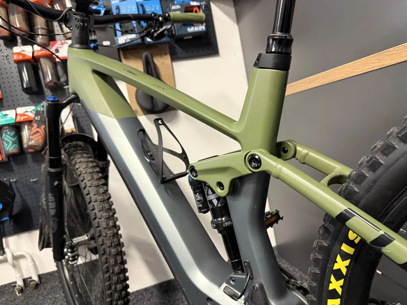 CUBE Stereo Hybrid 140HPC TM 750 vel.L 2022 1872KM KARBON