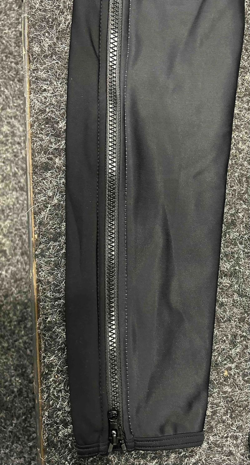 Kalas Kalhoty Start-Finish