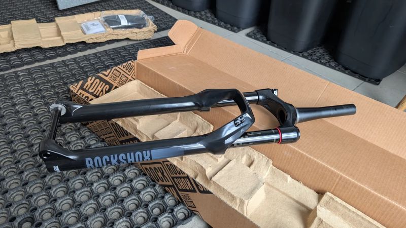 Rock ShoxRecon Gold RL