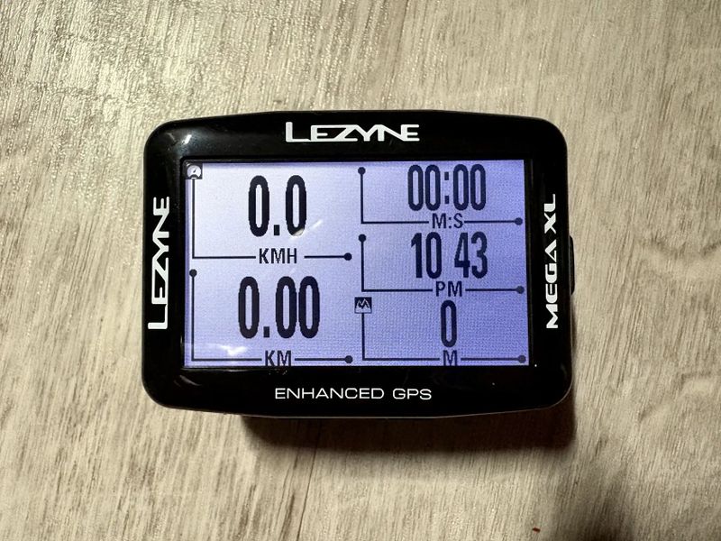 Cyklonavigace Lezyne Mega XL + HR pás - v záruce, originální balení