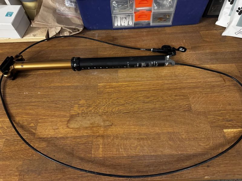 Teleskopická sedlovka Fox Transfer Kaschima