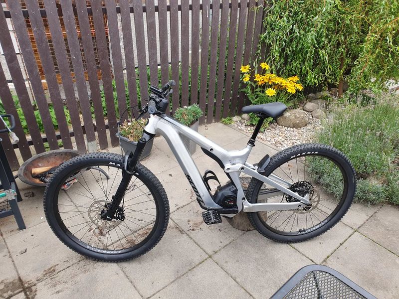 Scott STRIKE eRIDE 920 EVO vel.M model 2025 do října 2027 v záruce výrobce BATERIE 625 Wh